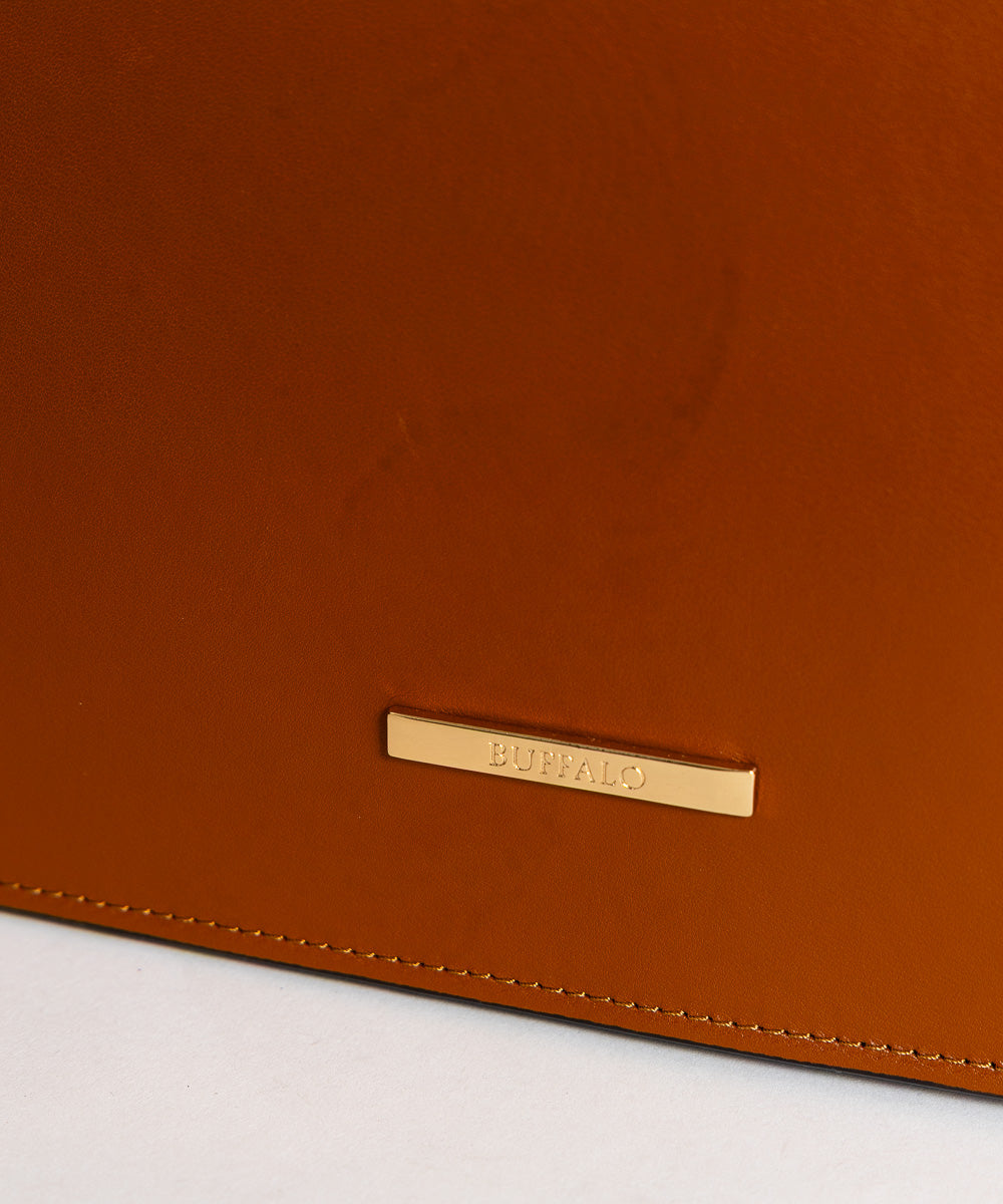 Smeđa torbica Lugo - zlato / 236